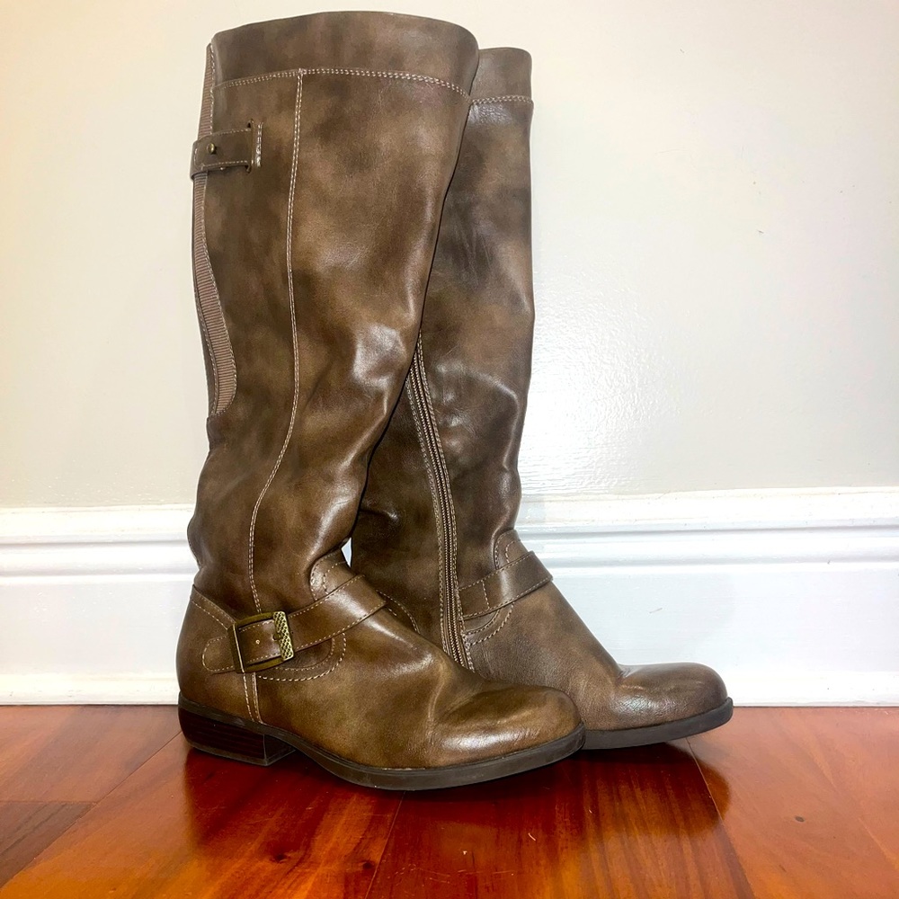 Brown Kim Roger boots!!!